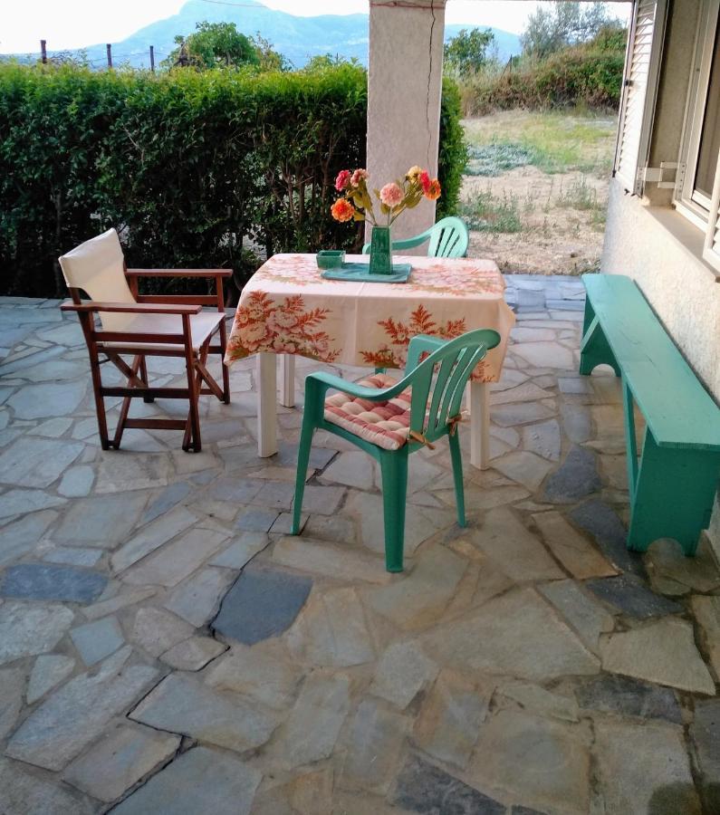 Ellina'S Home - Euboea Island Greece Oxilithos Exterior photo